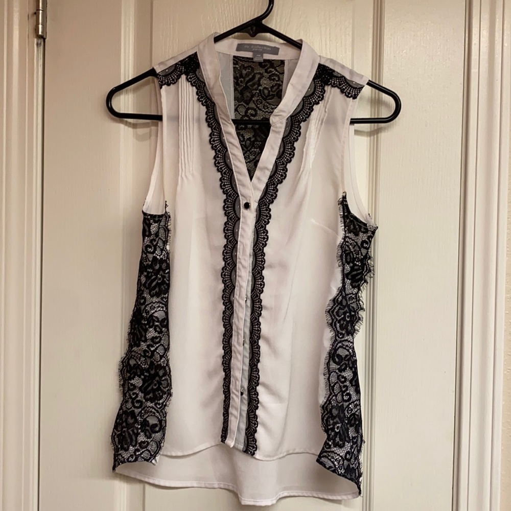 Sleeveless Blouse